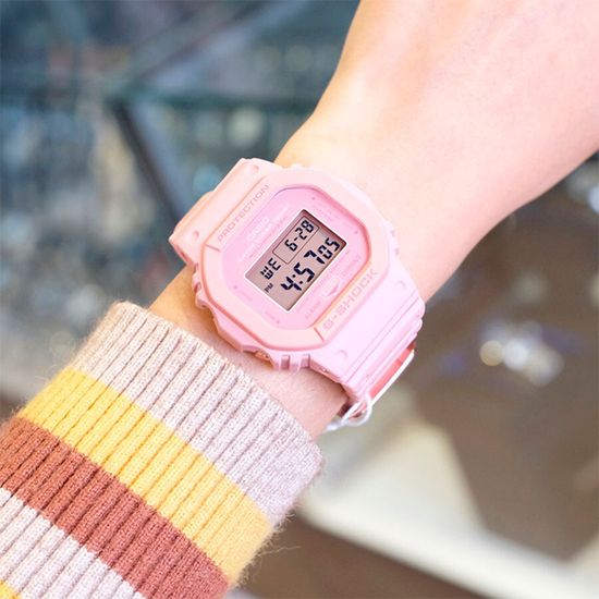 Наручные часы Casio G-Shock DW-5610SL-4A4DR