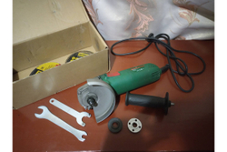 Угловая шлифмашина DWT WS08-125 V 5.1.33