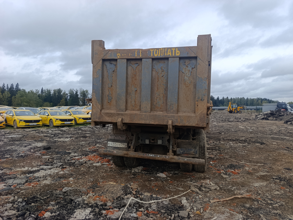 Shacman (Shaanxi) SX* 6x4 Самосвал SX3258DR384 (Дизельный, 9,7 л, 336 л.с., МТ)