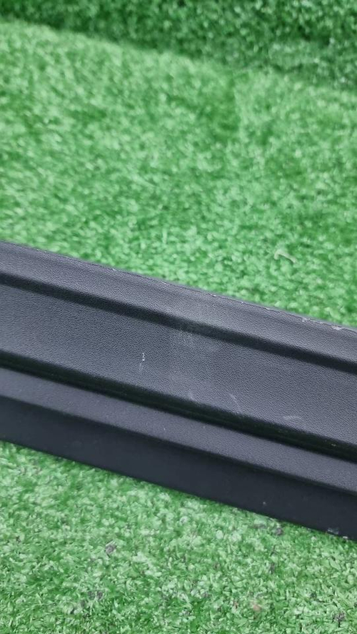 Накладка порога правая Porsche Panamera 971 16-20