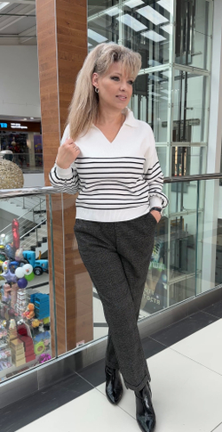 Теплые брюки на круговой резинке в клеточку