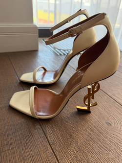 Босоножки Saint Laurent Opyum