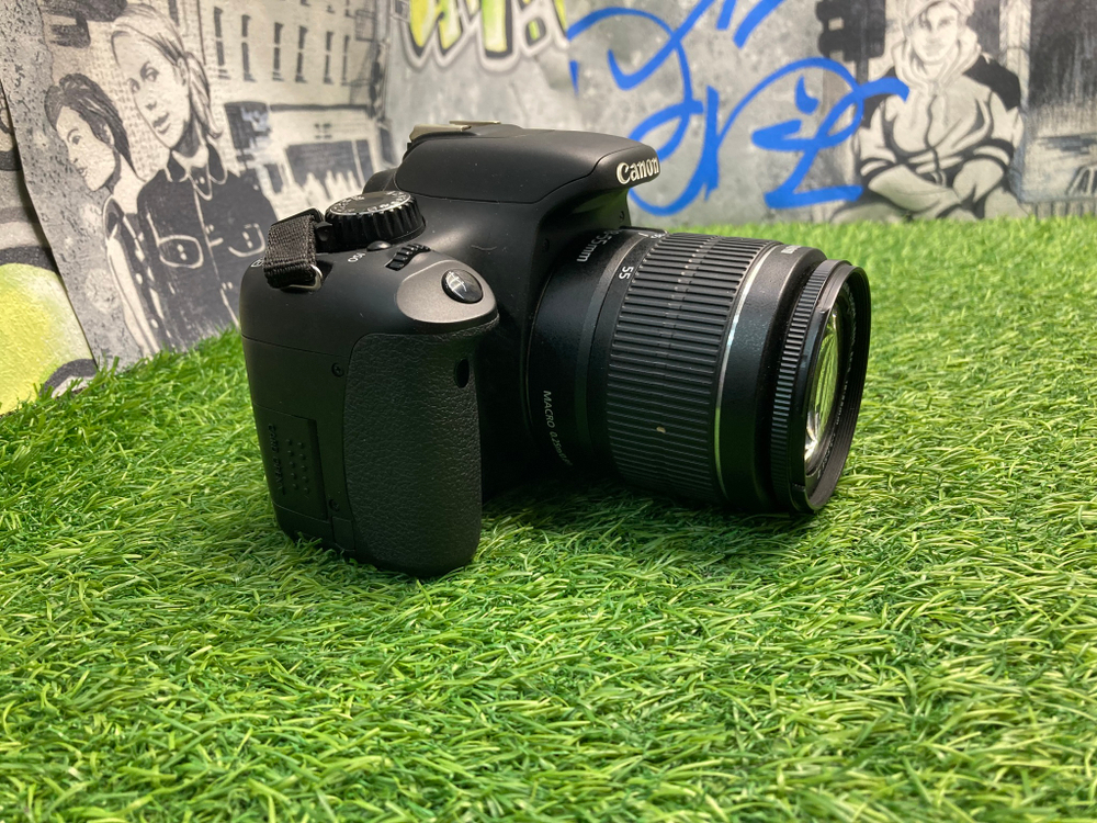 Canon 550D Kit 18-55mm 3.5-5.6 lll