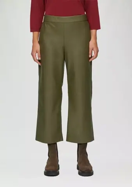 relaxed: Женские Брюки-кюлоты из экокожи