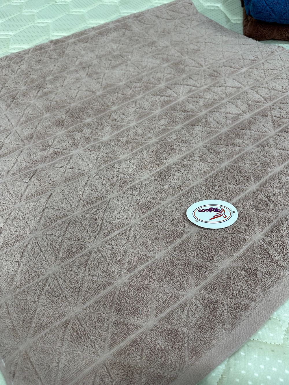 Пол Кит Бан ХАЙЛЮКС