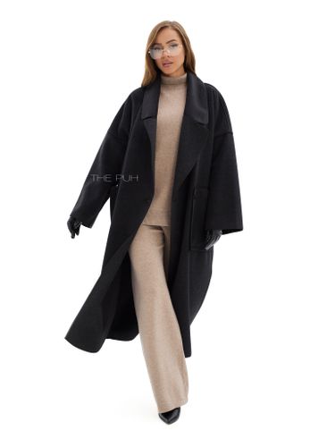 Черное двубортное пальто без подкладки