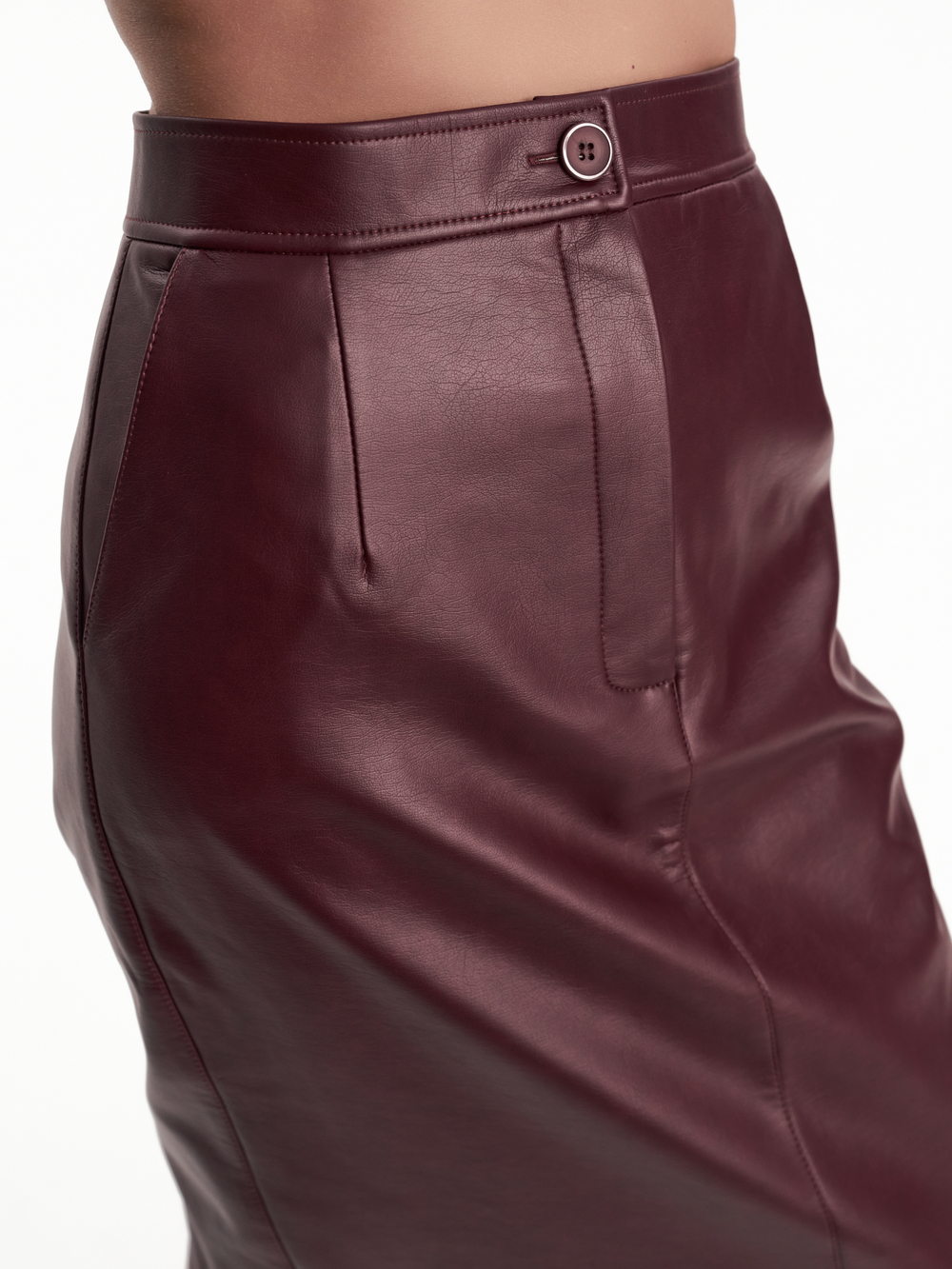 Юбка экокожа в бордовом цвете