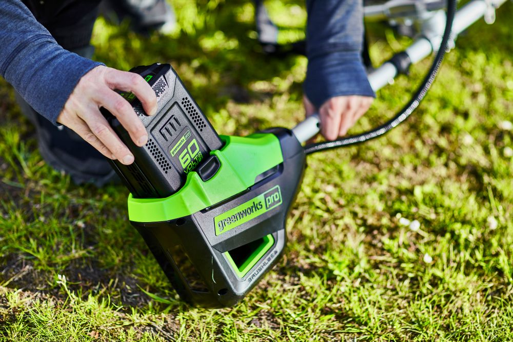Аккумуляторный триммер GREENWORKS GD60BCBK4 АКБ 4Ач 2108407UB