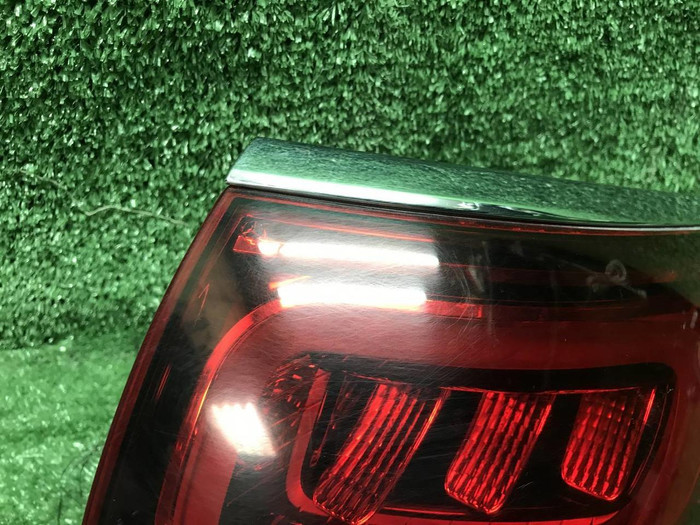 Фонарь правый внешний Mercedes GLS x167 (19-24)