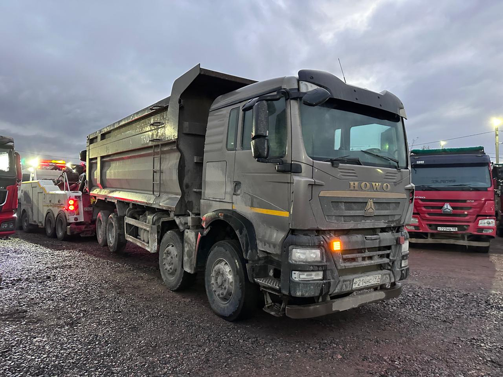 Howo T5G 8x4 Самосвал ZZ3317V386GE1 (Дизельный, 10,5 л, 440 л.с., МТ)