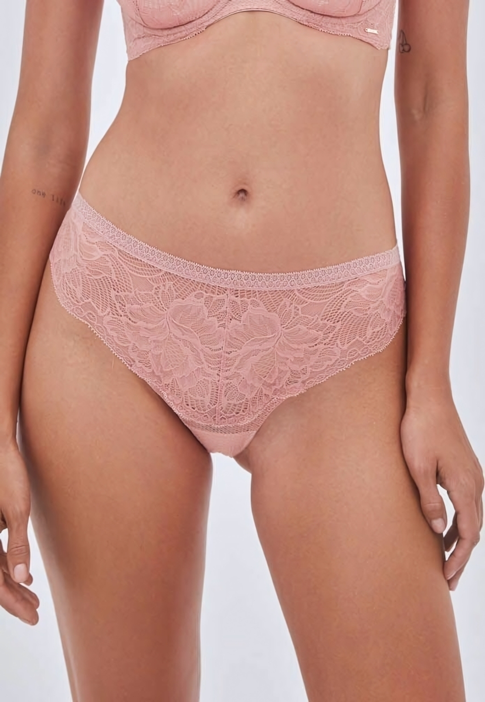Трусики-бразилиана Nude Rose (Размер: 44) (Цвет: пудровый)
