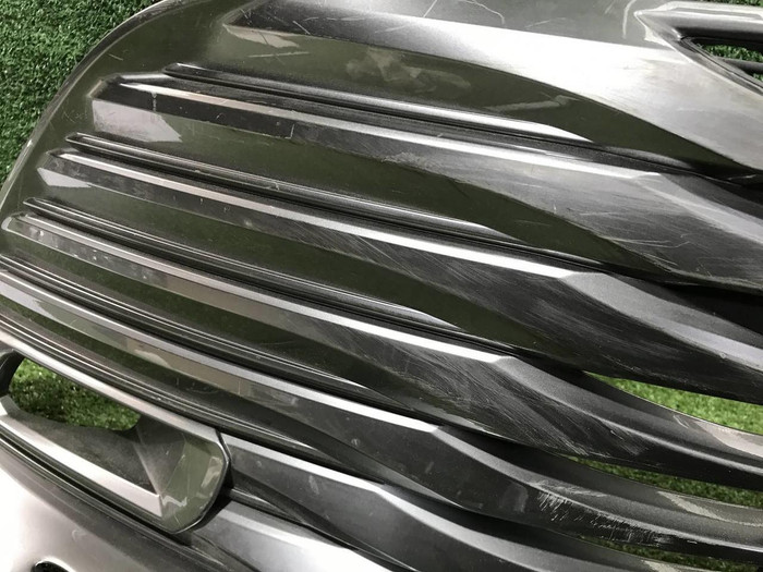 Решетка переднего бампера Toyota Camry xv70 (2017-2021)