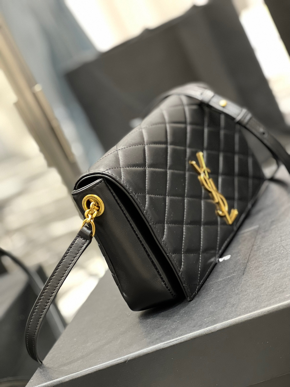 Saint Laurent Kate 99 Bag 26 cm