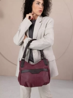 Сумка через плечо средняя классическая