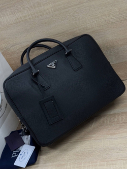 Портфель Prada