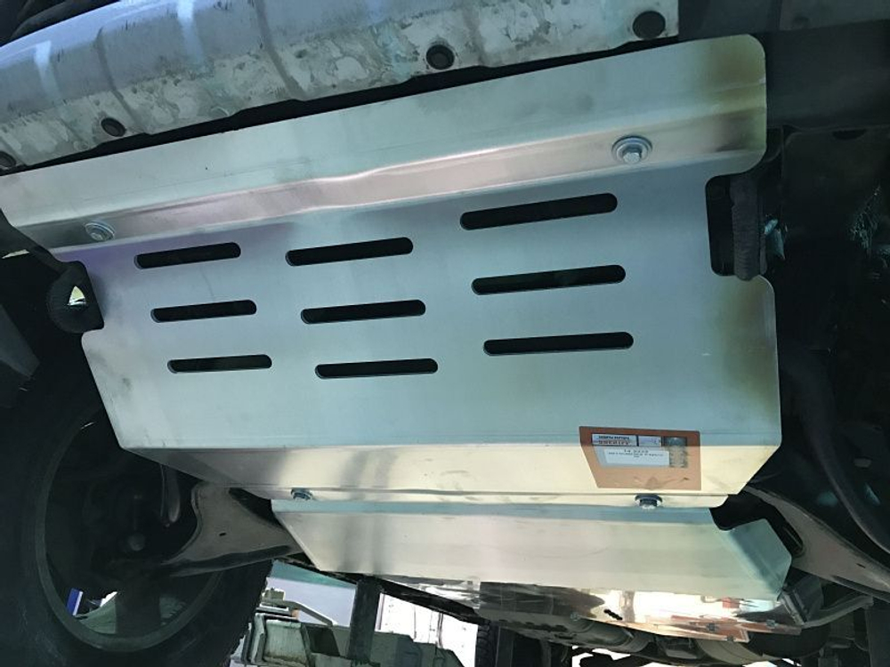 Защита картера и рулевых тяг Sheriff для Mitsubishi Pajero IV 2006- арт.14.2235