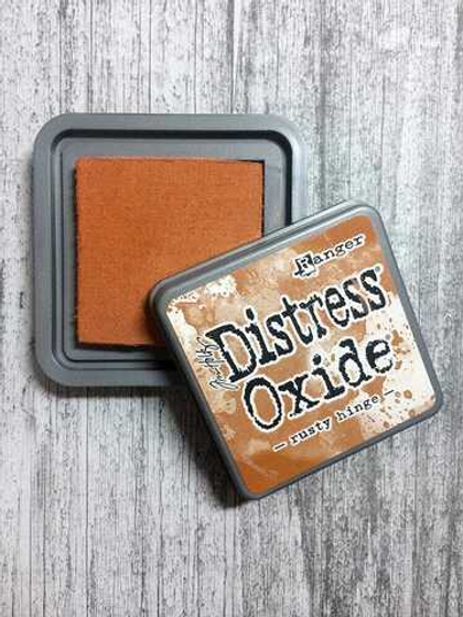 Distress Oxide Pad. Rusty Hinge