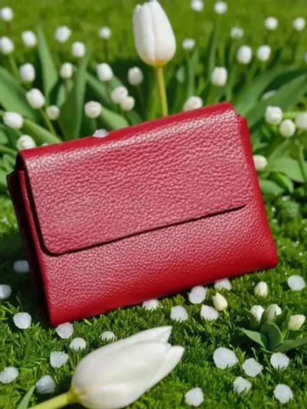 Компактный кошелек из натуральной кожи красный