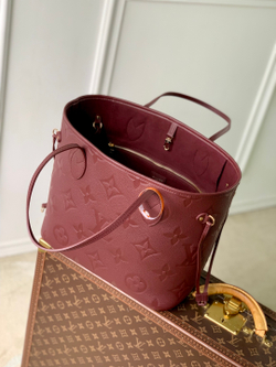 Louis Vuitton Neverfull MM