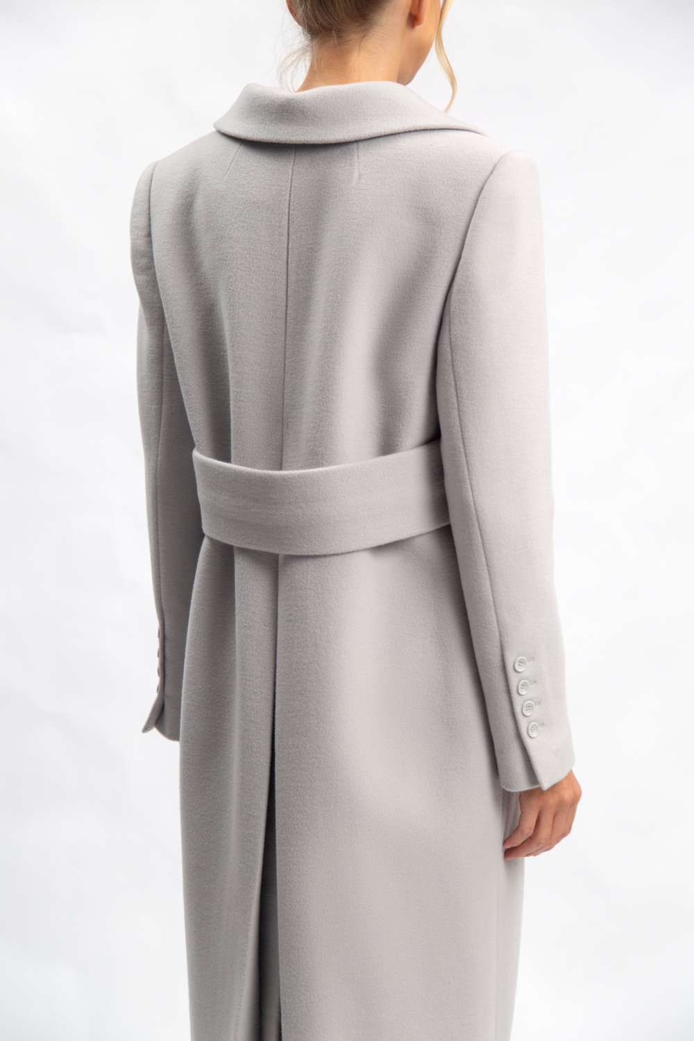 Пальто однобортное с английским воротником