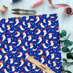 Ткань шифон мелкие санта-клаусы на синем фоне