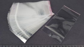 Набор пакетиков с клеевой полосой и подвесом 6х12см 200 шт