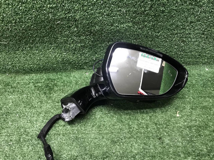 Зеркало правое Hongqi H5 2 (2022-н.в.) 12 конт.