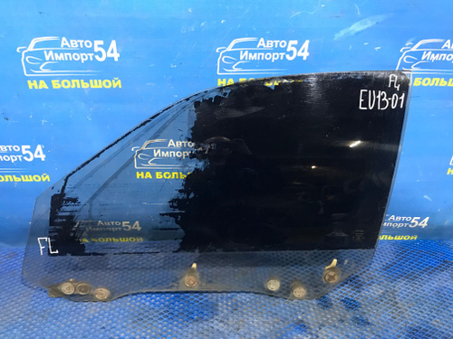 Стекло двери передней левой NISSAN BLUEBIRD 1993