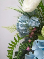 Цветочная композиция в багетной раме