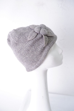 Шапка серая теплая