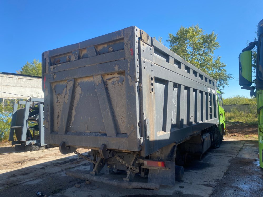 Shacman (Shaanxi) SX* 8x4 Самосвал SX33186V366 (Дизельный, 11,6 л, 423 л.с., МТ)