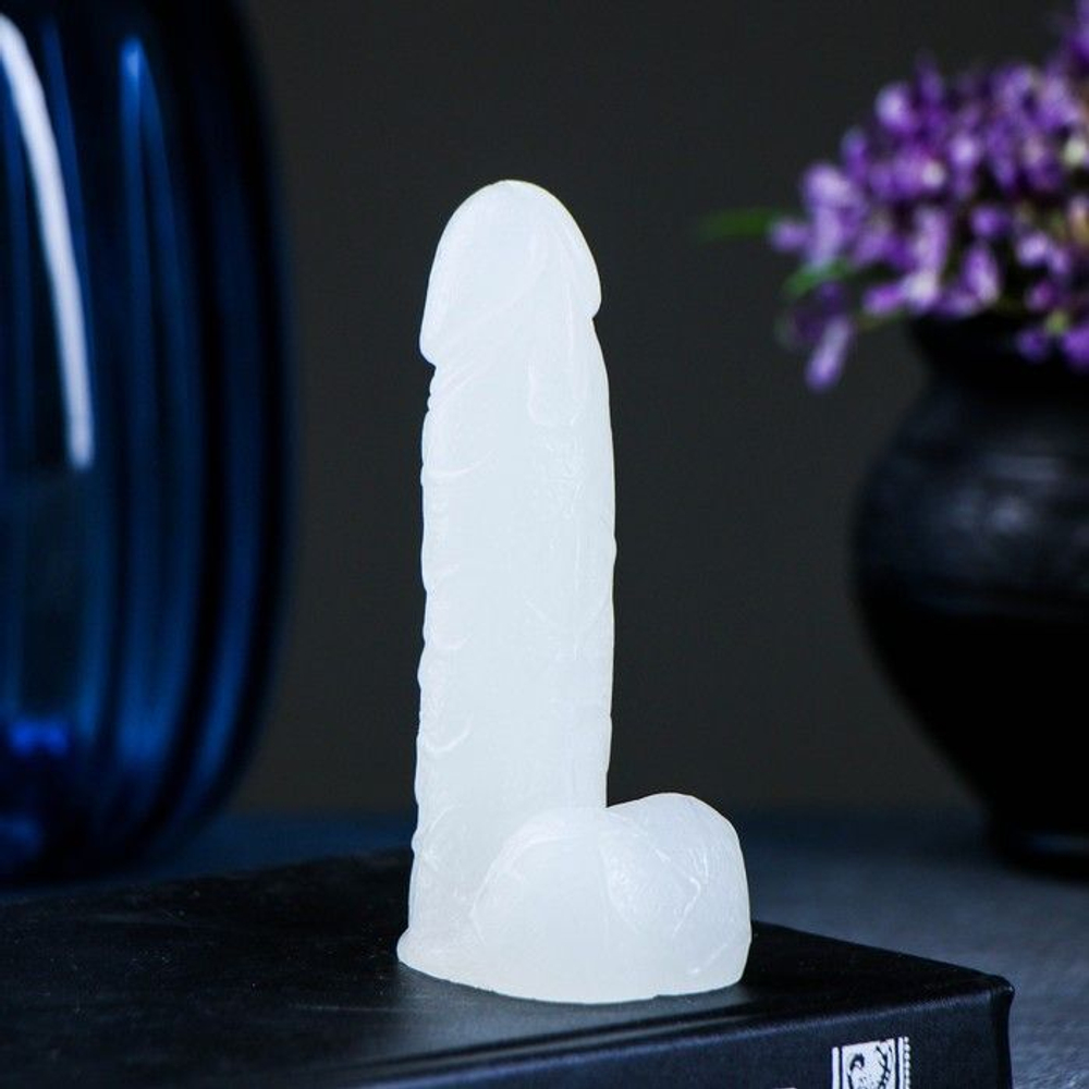 Фигурное мыло Фаворит со свечением в темноте - 12 см.