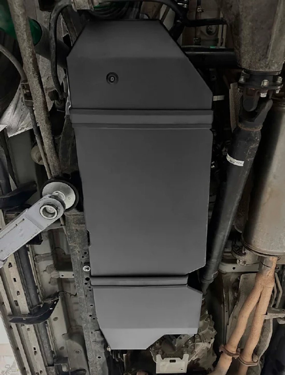 Замена штатного топливного бака на 120 литров для Lexus GX 400 4.0 2024+ Лексус основной бензобак