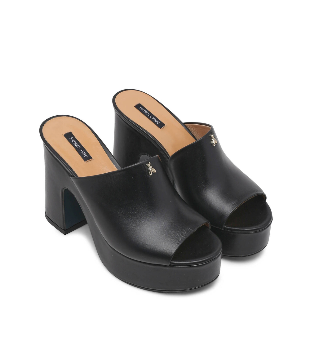Кожаные сабо на каблуке Patrizia Pepe - черный(8X0064 L048)