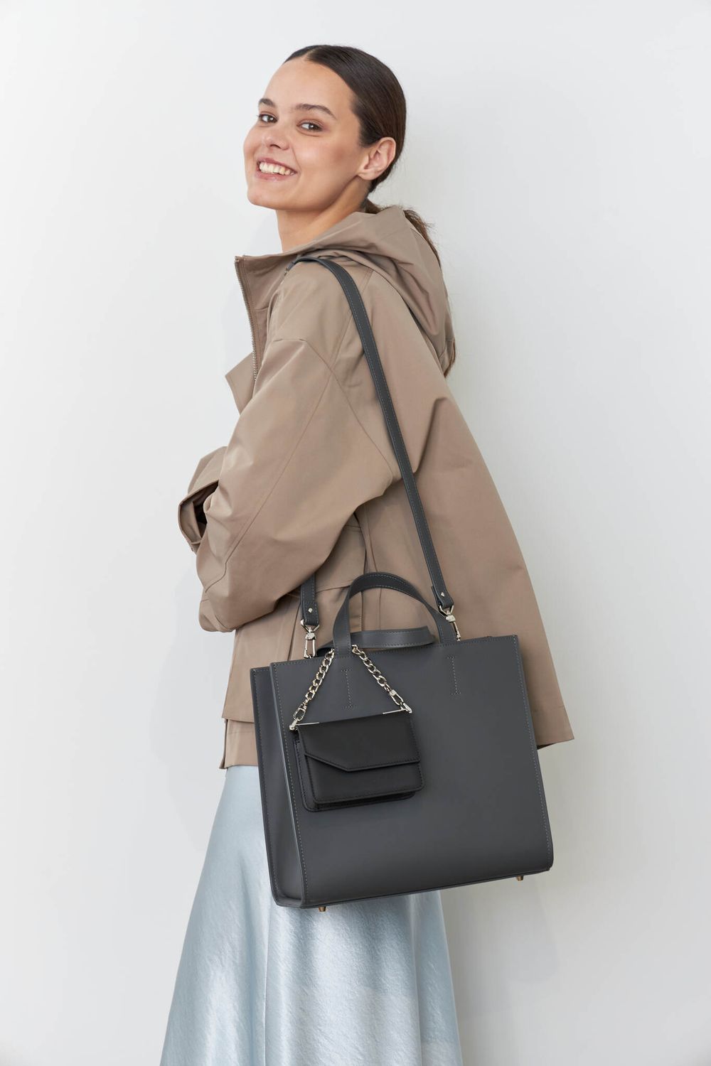 ШОППЕР КВАДРАТНЫЙ ГРАФИТ