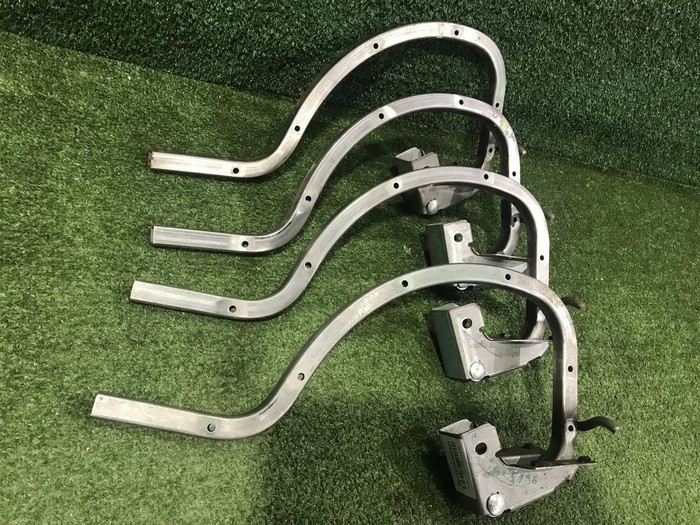 Петля крышки багажника левая VW Polo Sedan (2010-2020)