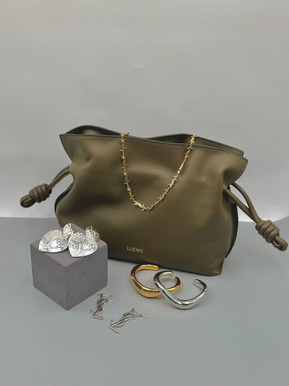 Серьги Yves Saint Laurent