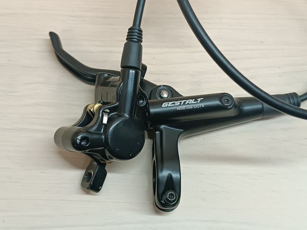 Тормоз для велосипеда Gestalt Dot 4 (передний)
