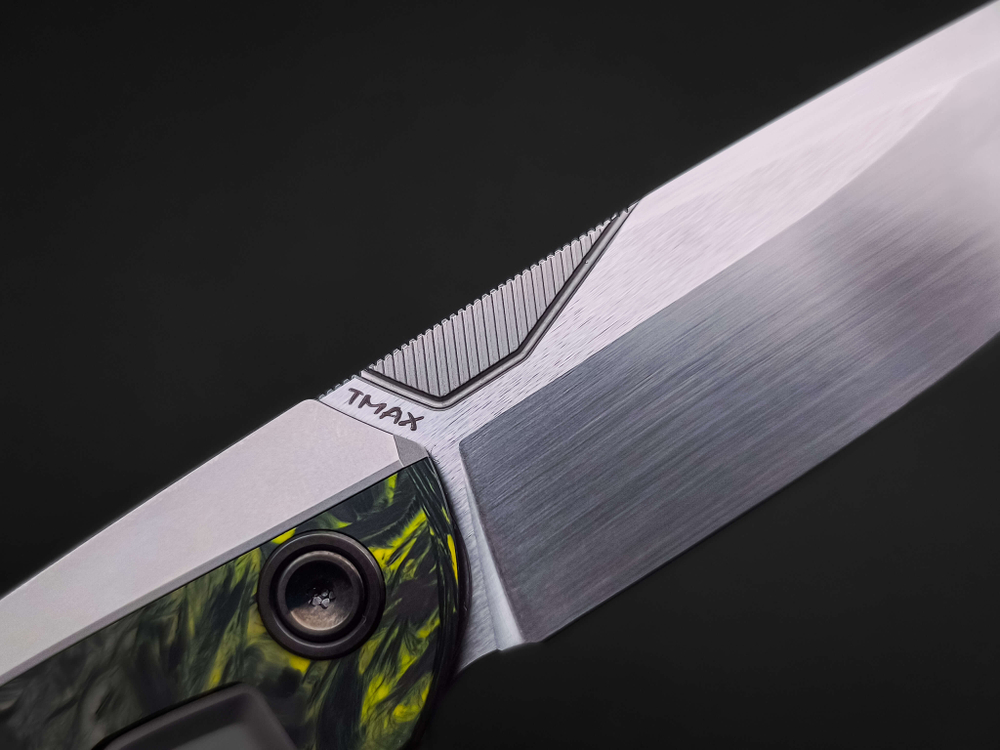 Складной нож DUKE [Tmax Satin green Carbon]