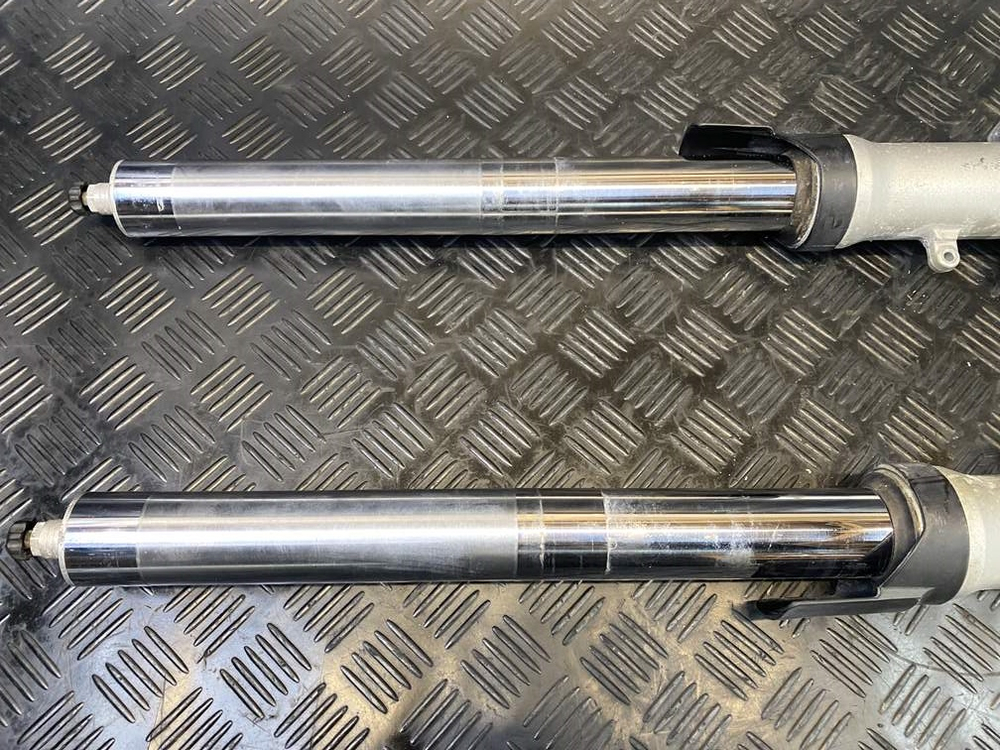 Перья вилки Yamaha FJR1300A RP13A 2010