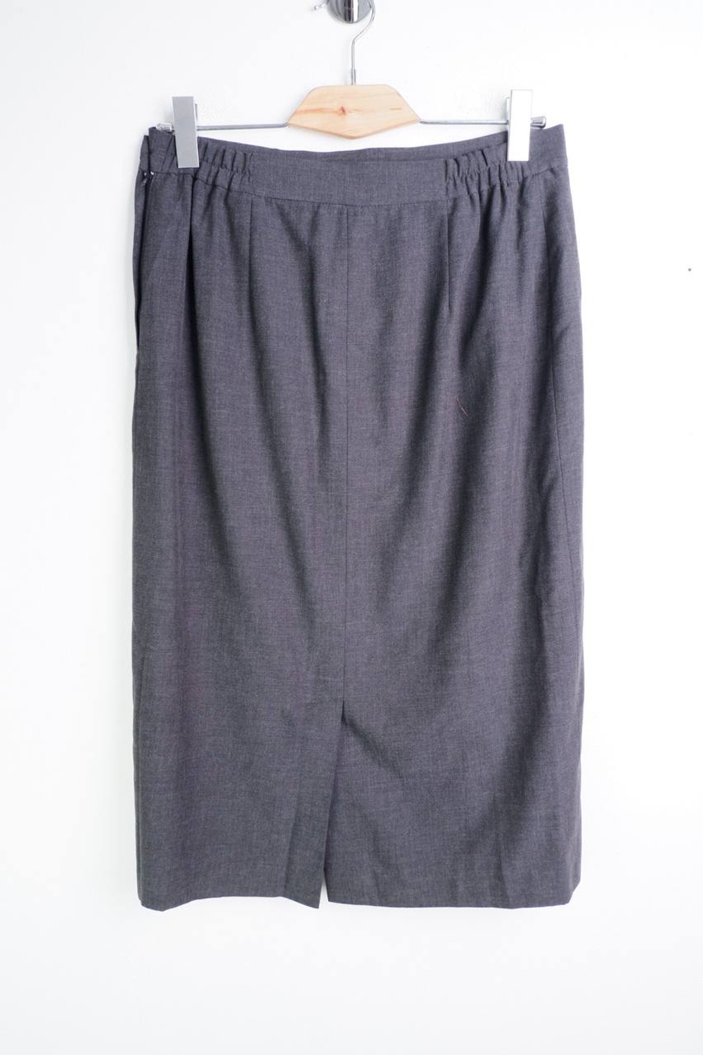 Юбка прямого кроя, визуально на 46/48 размер