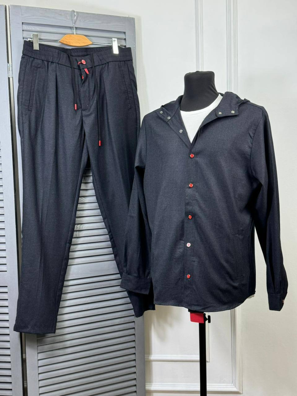 Прогулочный костюм Kiton