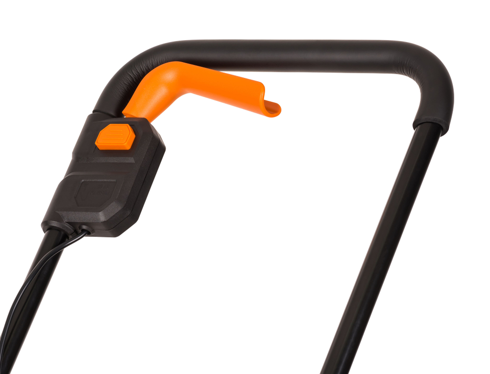 Аккумуляторная газонокосилка WORX WG730E