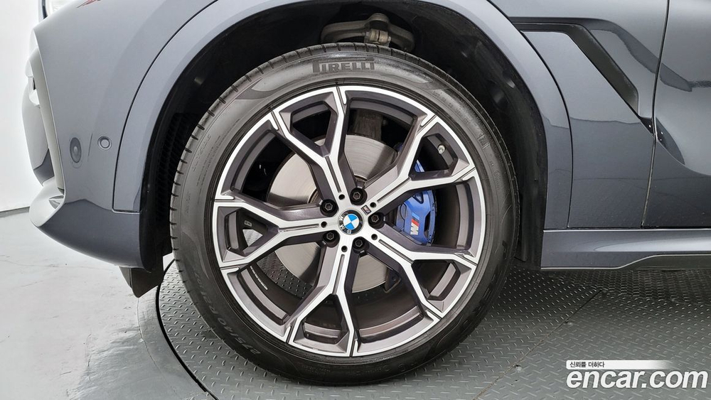 BMW X6 (G06) xDrive40i M Sports (05.2022)