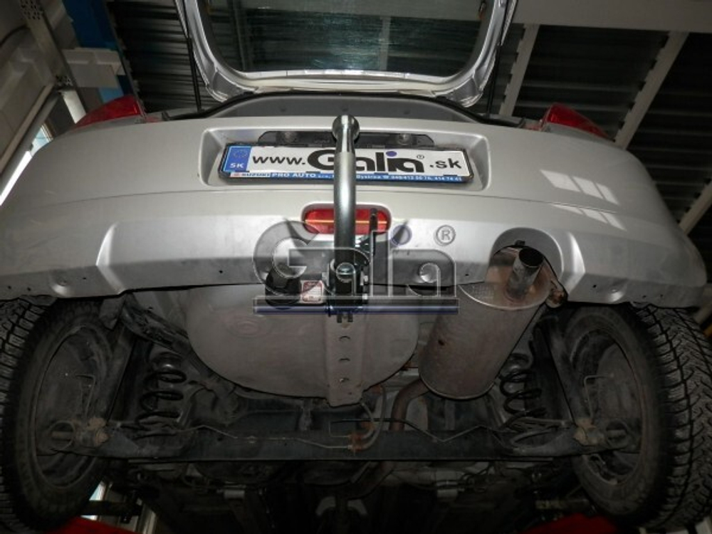 Фаркоп оцинкованный Galia S078A для Suzuki Swift хетчбек 3/5 дверей 2005-2009, кроме 4WD / Opel Agila B 2008-(паспорт и сертификат в комплекте)(без электрики)