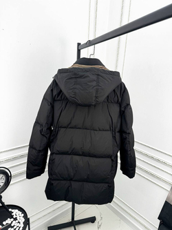 Пуховик Kiton