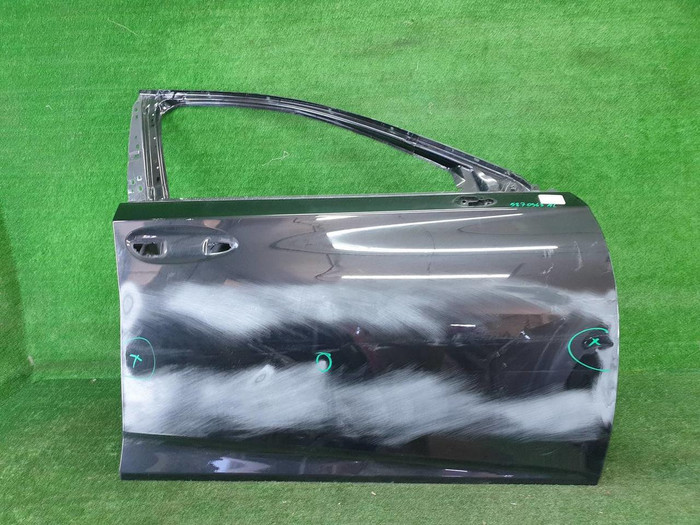 Дверь передняя правая Lexus LS 5 (2017-н.в.)