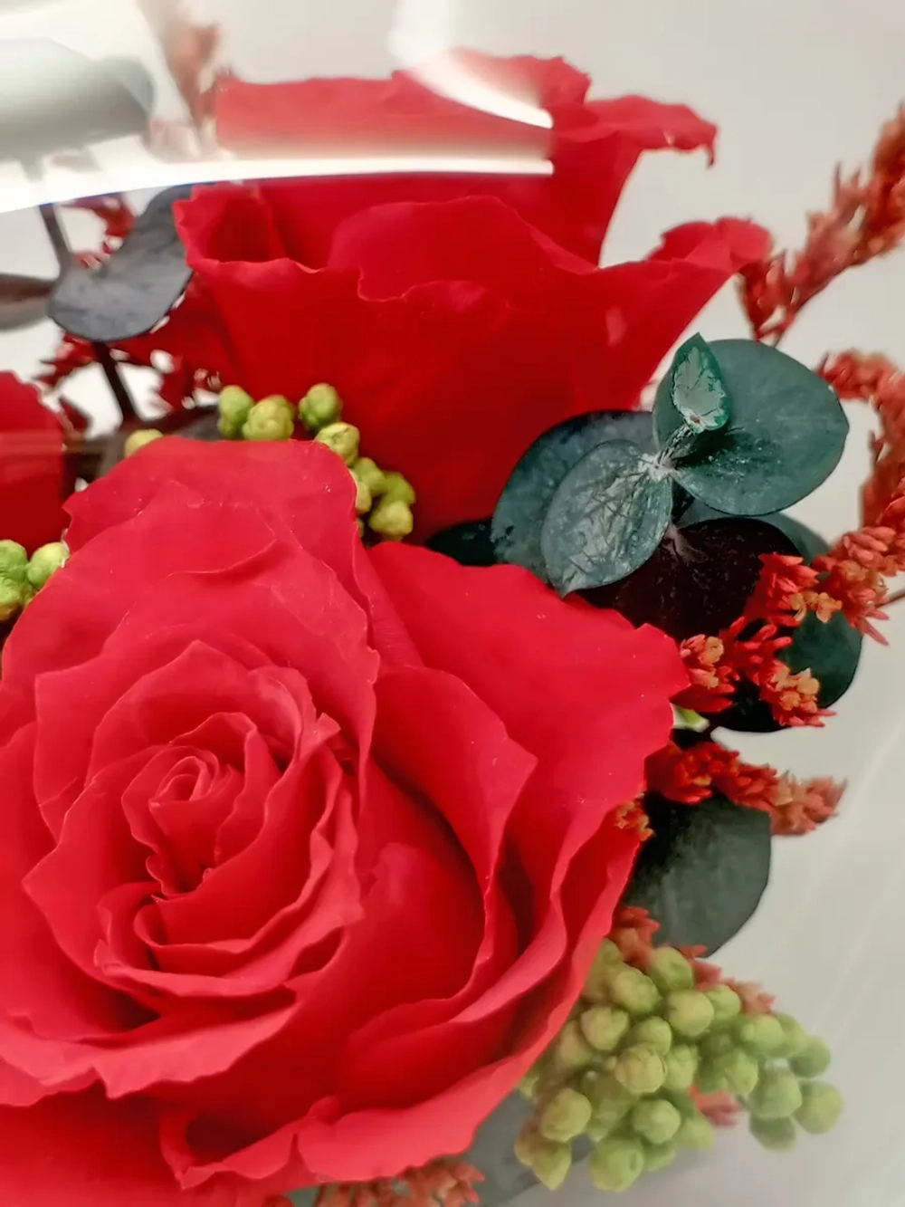 натуральные кустовые розы в стекле, вакуум