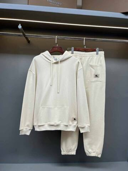 Костюм Burberry