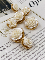 Пуговицы "Роза" золотистые белые перламутровые